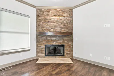 11162 Cliffside Drive, Fortville - 29