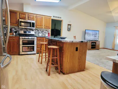 592 Paradise Drive, Rochester - 10