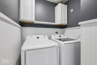 7974 Cobblesprings Drive, Avon - 35