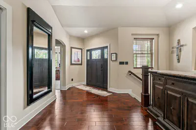6736 W Stonegate Drive, Zionsville - 4