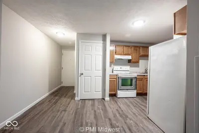 3736 Meridian Street, Indianapolis - 3