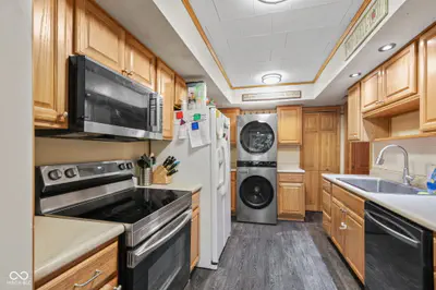 6983 Lemur Drive, Nineveh - 5