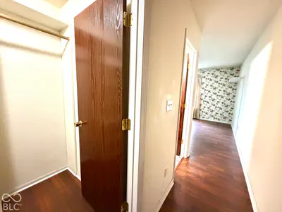 7704 Lake Vista Lane, Indianapolis - 21