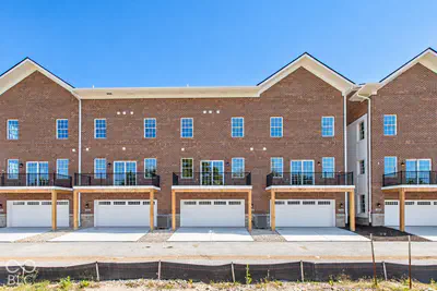 5748 Birtz Road, Indianapolis - 12