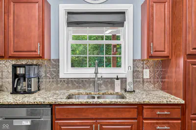 9248 State Road 256, Austin - 24