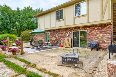 261 Oakwood, Greenwood - 52