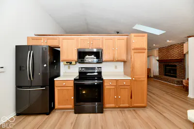 533 Blue Spring Drive, Indianapolis - 13
