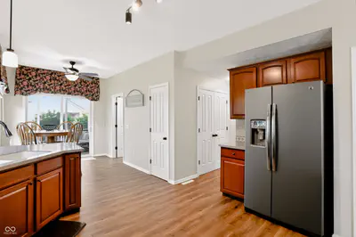 7253 Shag Oak Drive, Noblesville - 25
