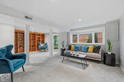 4190 Briarwood Lake South Drive, Monrovia - 9