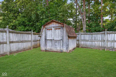 7449 Grandview Drive, Avon - 32