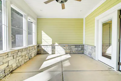 307 Blue River Drive, Knightstown - 40