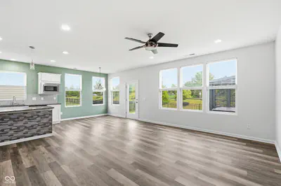 574 Harstad Boulevard, Westfield - 12