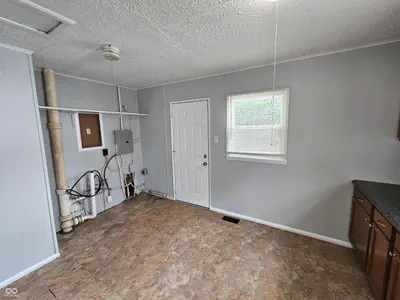 2230 Goodlet Avenue, Indianapolis - 7