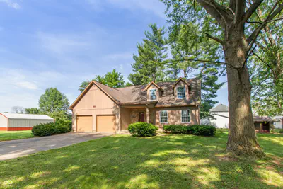 1221 Poplar Street, Seymour - 2