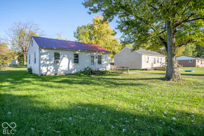 807 N Madison Street, Greencastle - 3