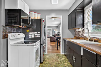 1302 Court, Columbus - 22