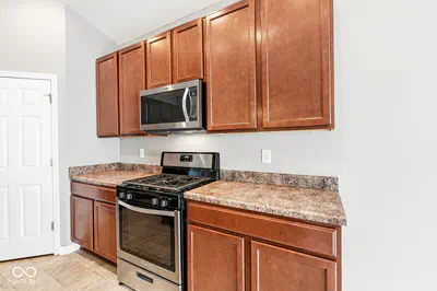 5350 Tanglewood Lane, Whitestown - 11