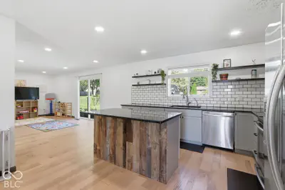 2814 Walnut Drive, Greenfield - 3