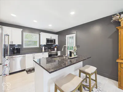 1048 Kessler Boulevard West Drive, Indianapolis - 15