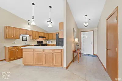 3713 N Lakeside Drive, Muncie - 19