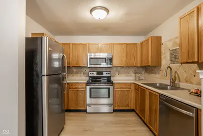 12084 141st Street, Noblesville - 15