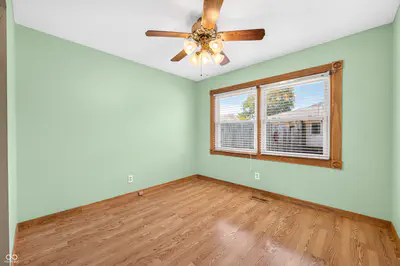 2846 Hillside Drive, Bedford - 22