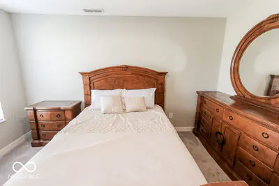 9575 Crossfield Road, Avon - 37
