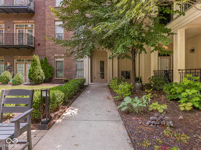 450 Ohio Street, Indianapolis - 14