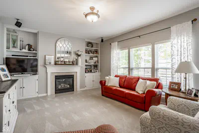 12464 Gladecrest Drive, Carmel - 5