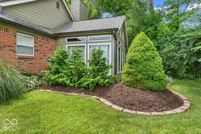 5690 Crystal Bay West Drive, Plainfield - 50