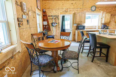 1405 Lakeside Drive, Spencer - 10