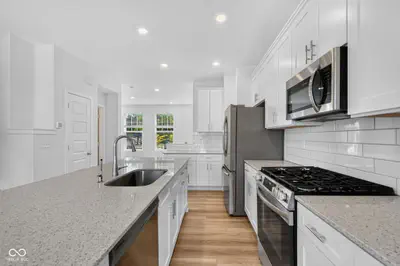 13823 Gatsby Drive, Fishers - 15