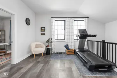 1628 East, Indianapolis - 11