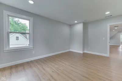 1306 Saint Clair Street, Indianapolis - 28