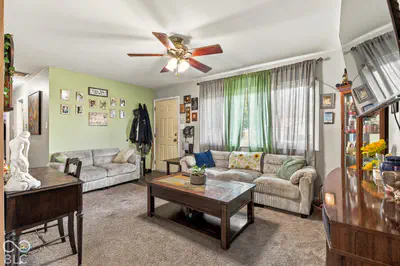 5 Angela Court, Beech Grove - 4