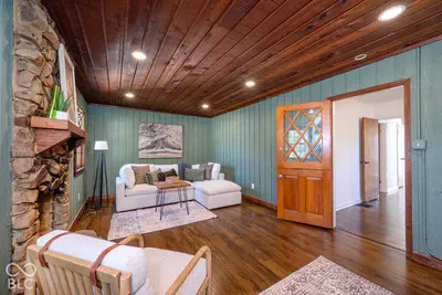 5338 E 19th Place, Indianapolis - 22