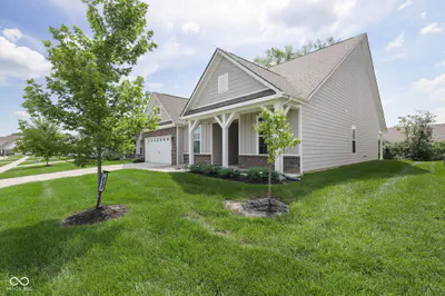 2537 Riviera Place, Greenwood