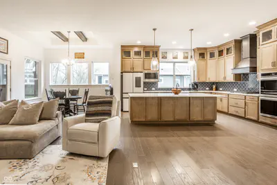 11363 Briargate Drive, Fishers - 9