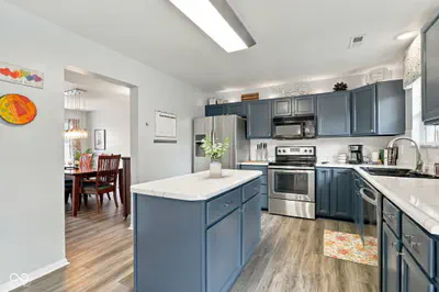 6537 Mallard Landing, Fishers - 6