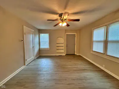 1462 N Gladstone Avenue, Indianapolis - 5