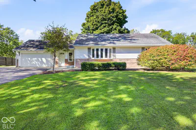 208 West Drive, Fortville - 5