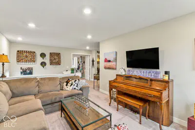 10549 Vermillion, Fortville - 32