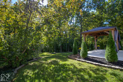 6459 Woodhaven Court, Avon - 40