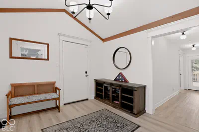 999 Shoreline Circle, Cicero - 9