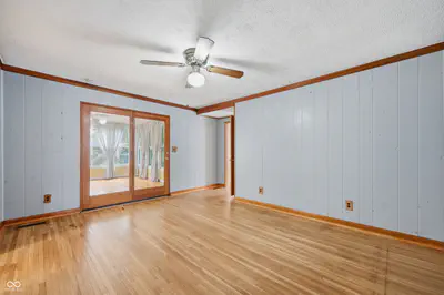 225 Franklin Street, Knightstown - 14
