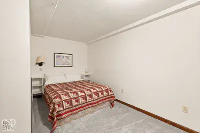 925 Oakwood Lane, Paoli - 71