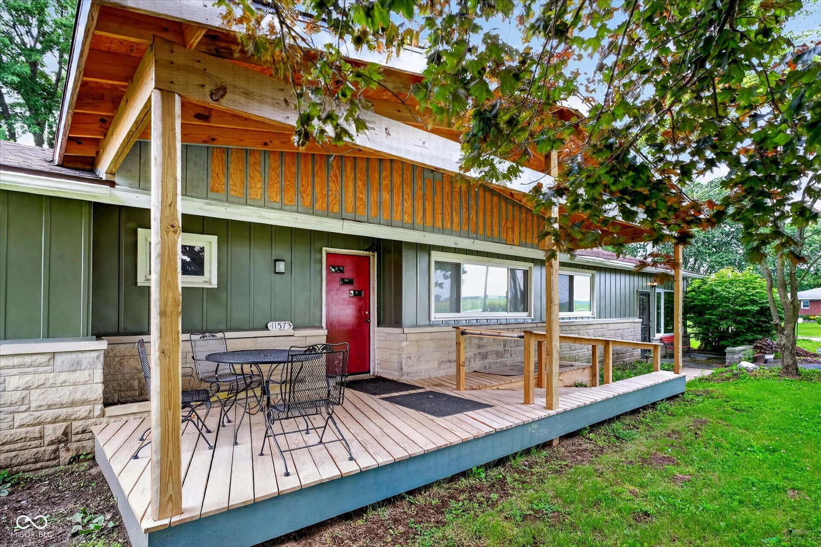 11573 County Road 600, Forest
