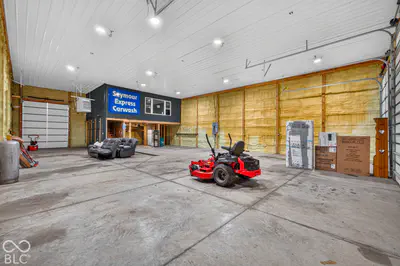 7853 County Road 1200, Seymour - 66