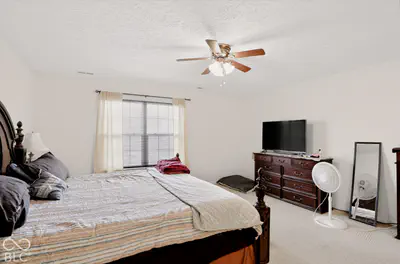 11915 Newcastle Drive, Indianapolis - 34