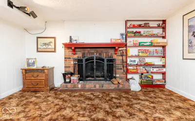 10997 Co Rd 800 N, Seymour - 70